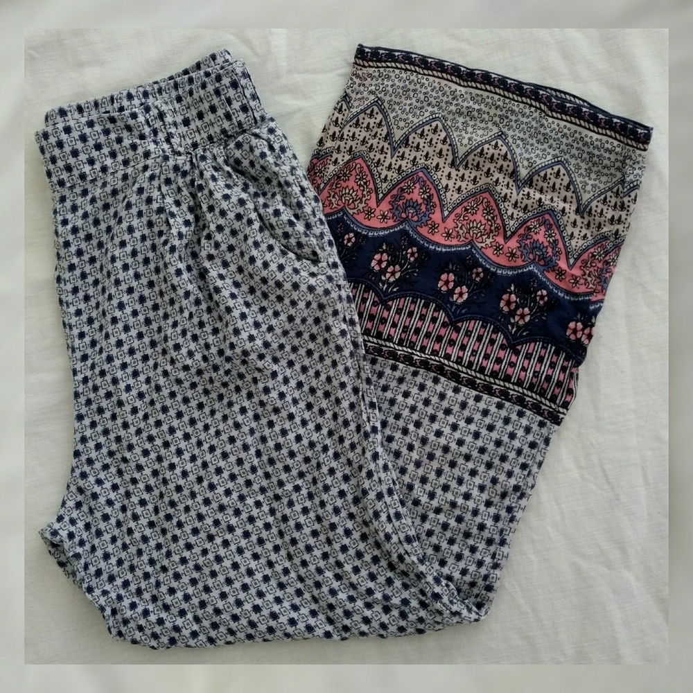 Hollister size large pants